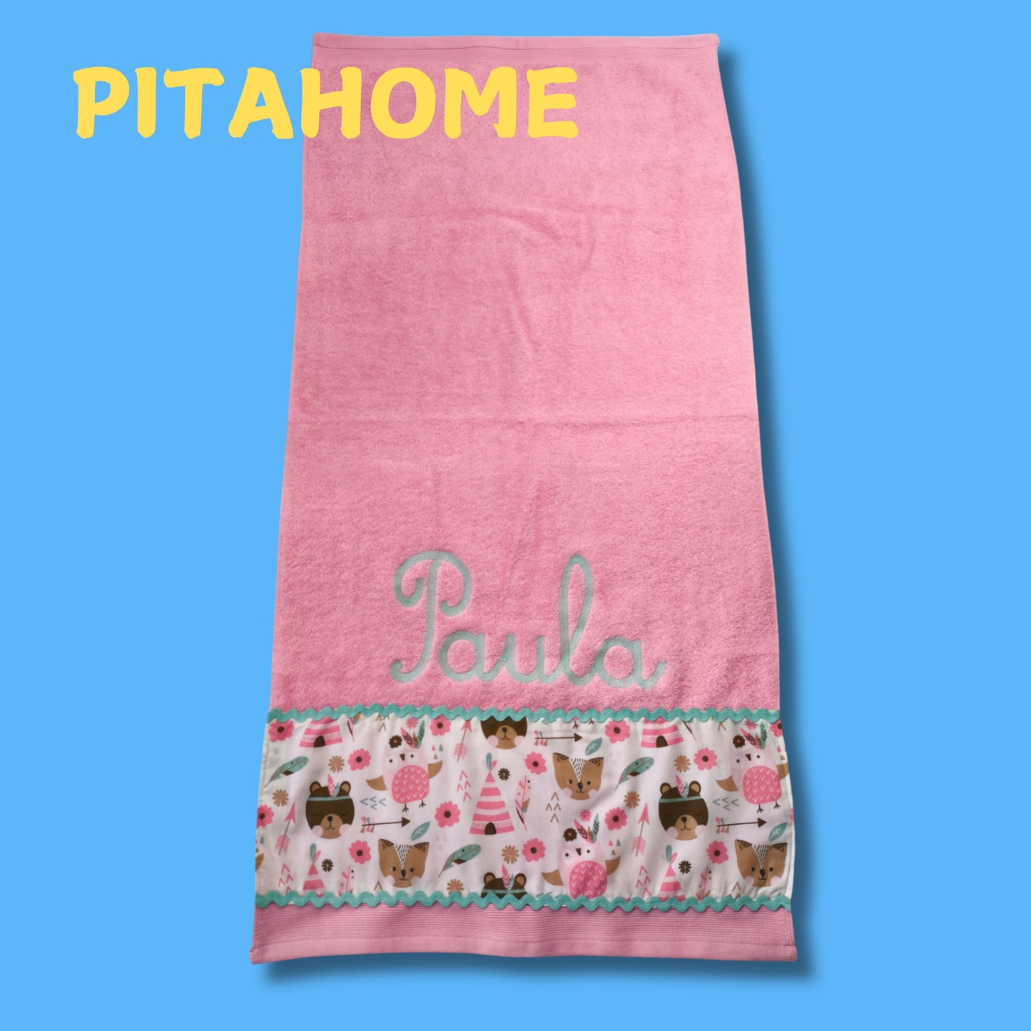 Pita Home®️ Toalla de mano personaliza con una tela y nombre bordado.