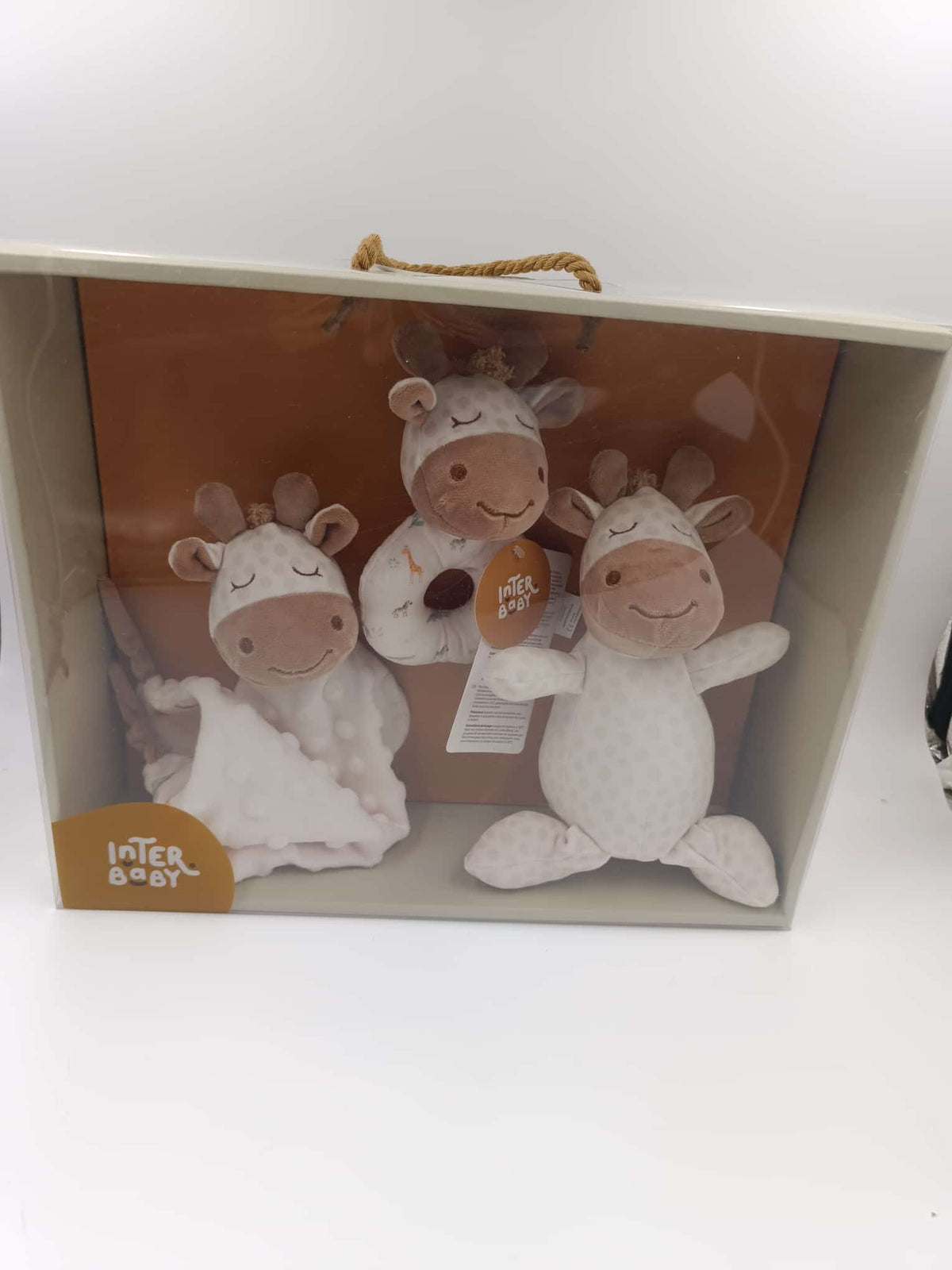 SET 3 PIEZAS PELUCHE, SONAJERO Y DUDU JIRAFA SAVANNA JIRAFA